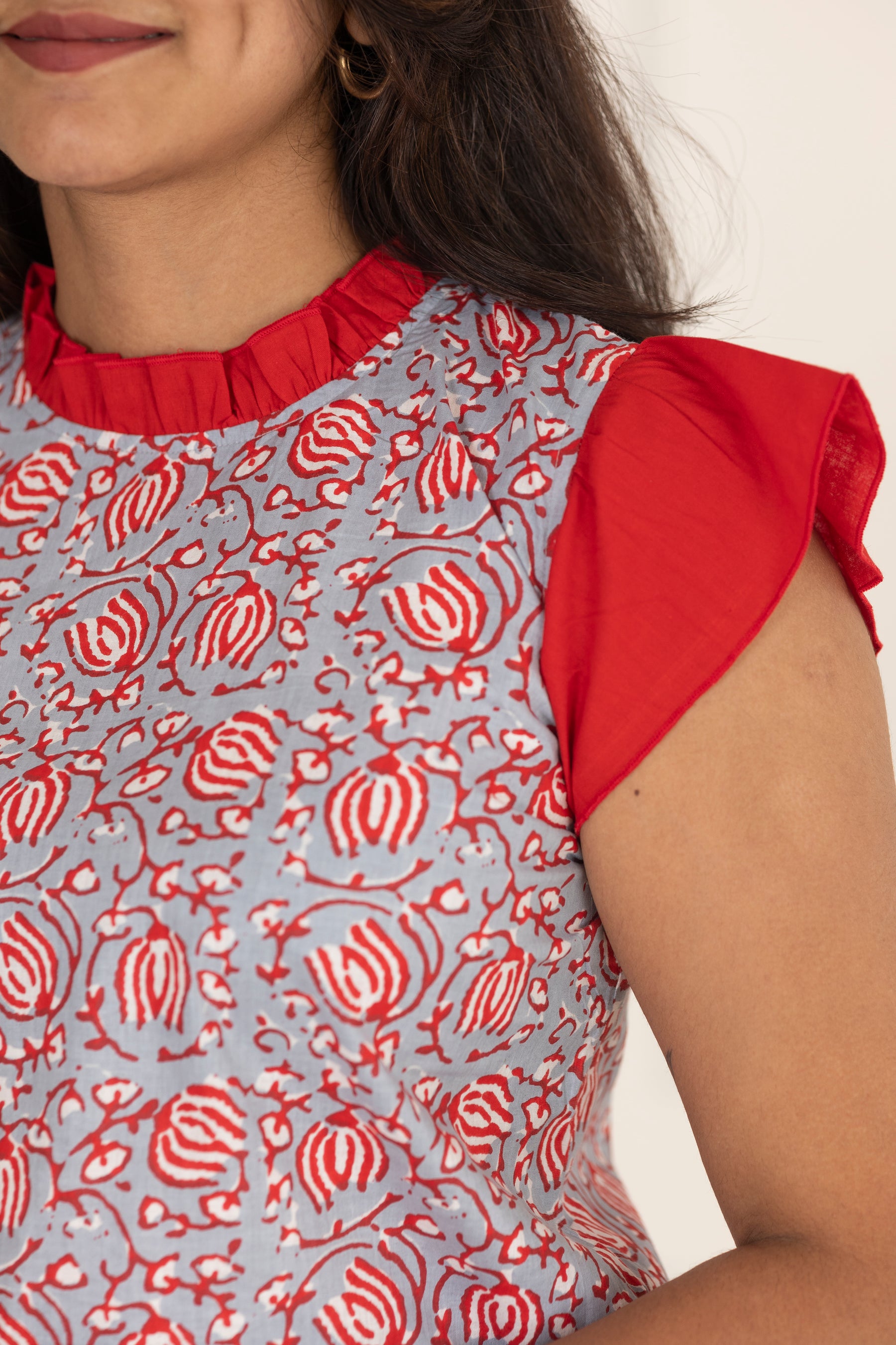 Lotus top