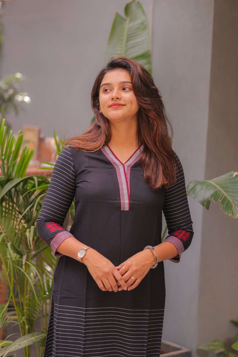 Black kurti