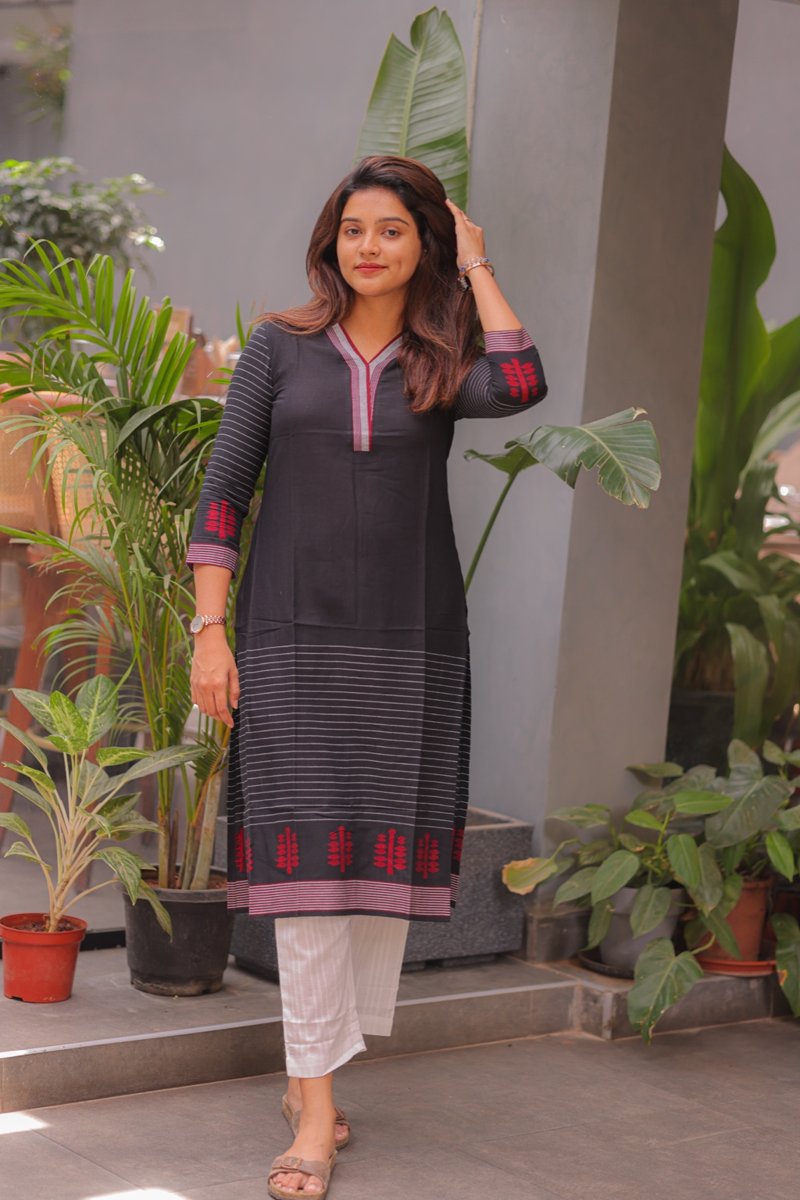 Black kurti