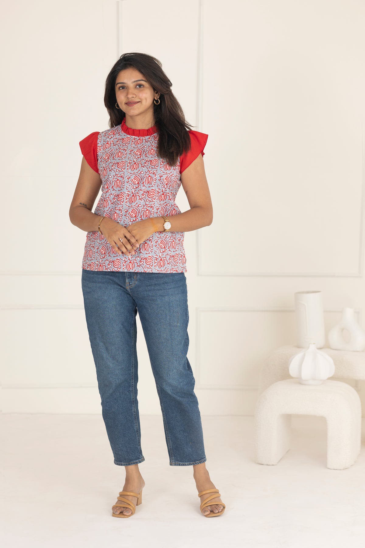 Lotus top