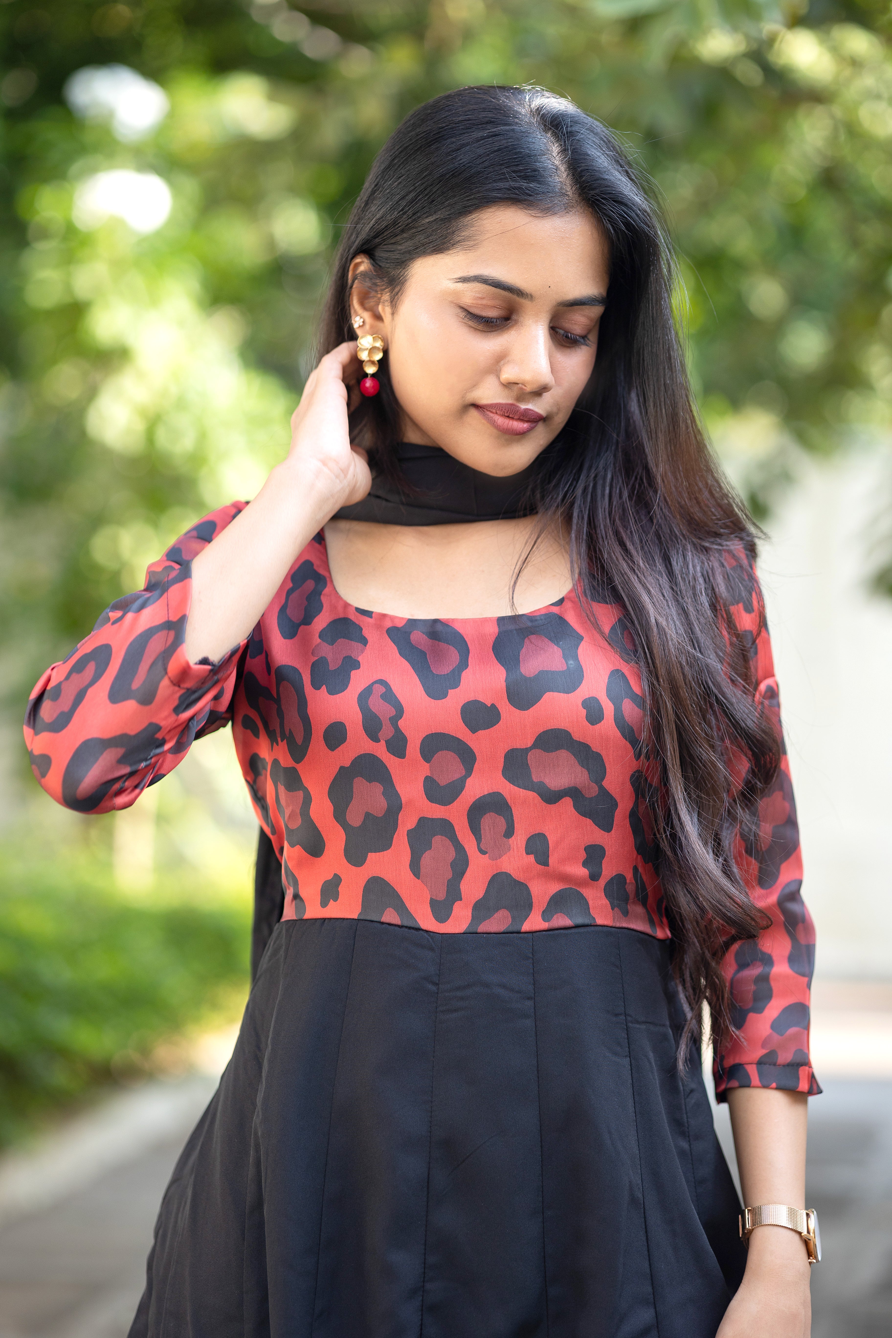 Black anarkali