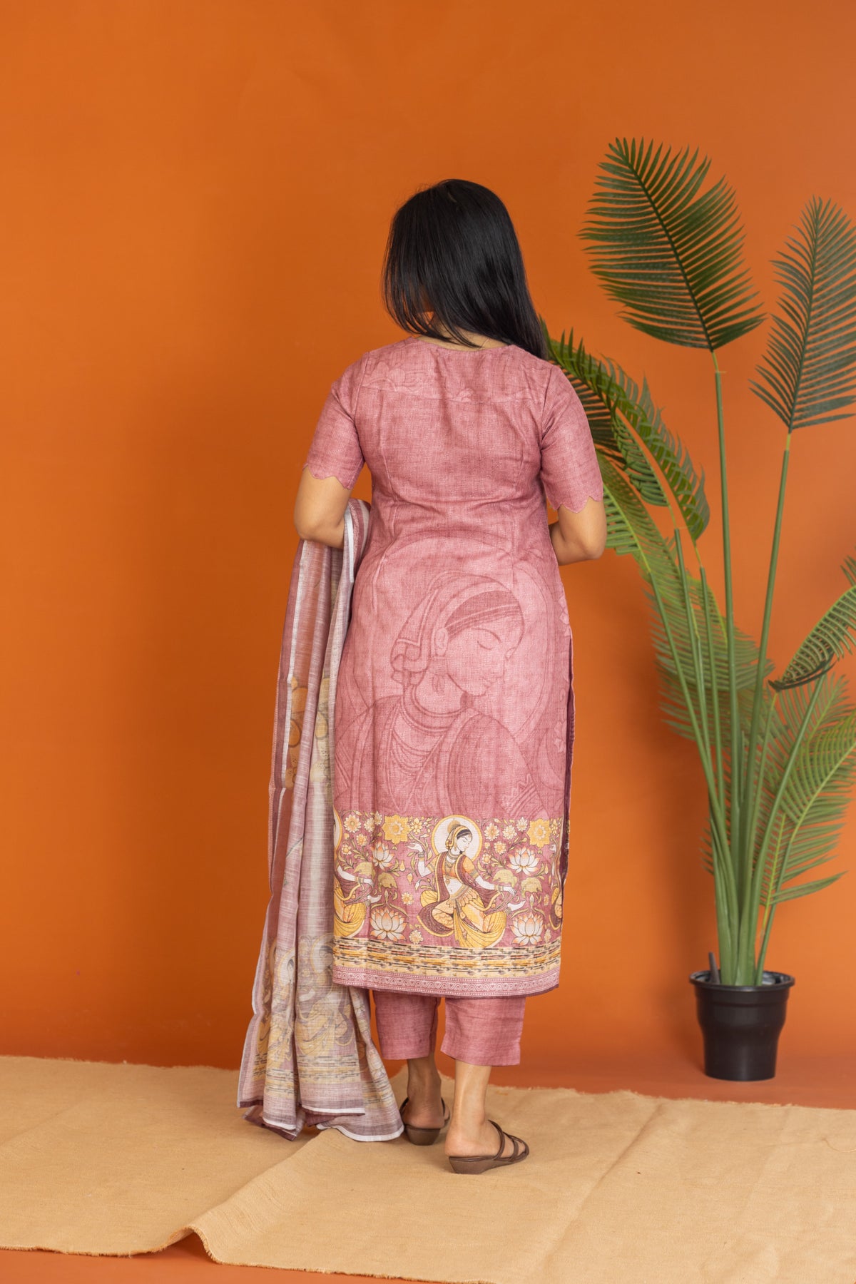Radha set