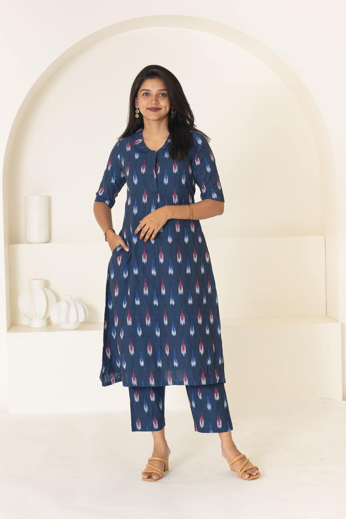 Indigo ikat